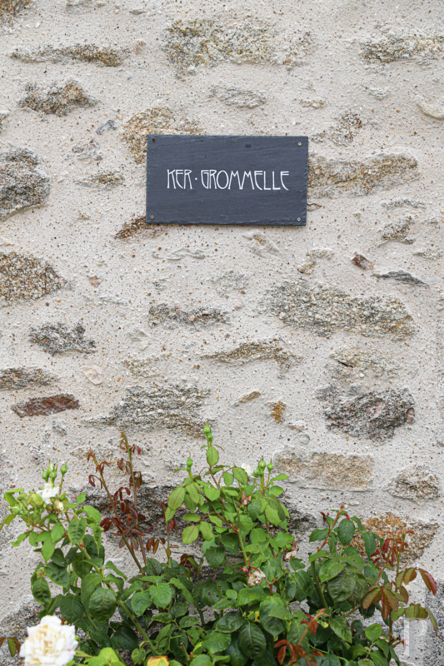 A 17th century manor house and penty close to the beaches and port in Lanildut, in the Iroise region - photo  n°37